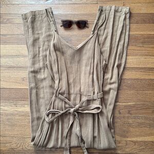 🍂 Universal Thread tan rayon/linen jumpsuit. Size L.